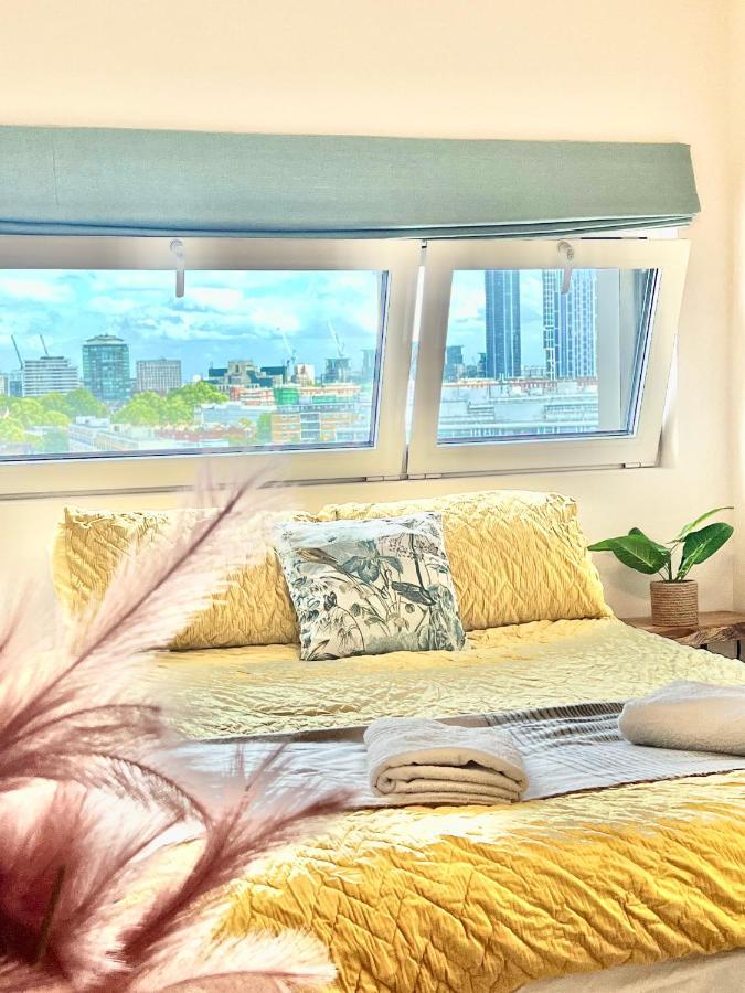 Central London Skyline View Highest Floor Service Apartment Exterior photo