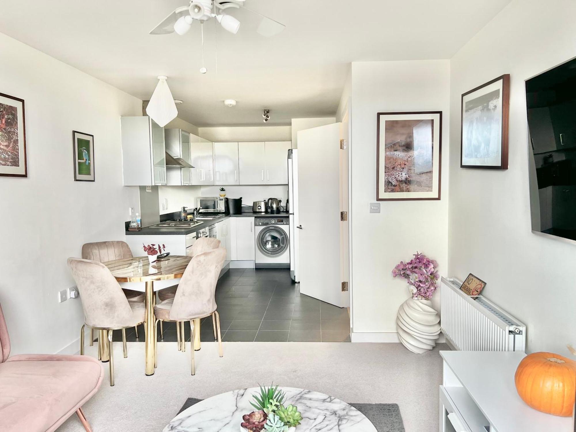 Central London Skyline View Highest Floor Service Apartment Exterior photo
