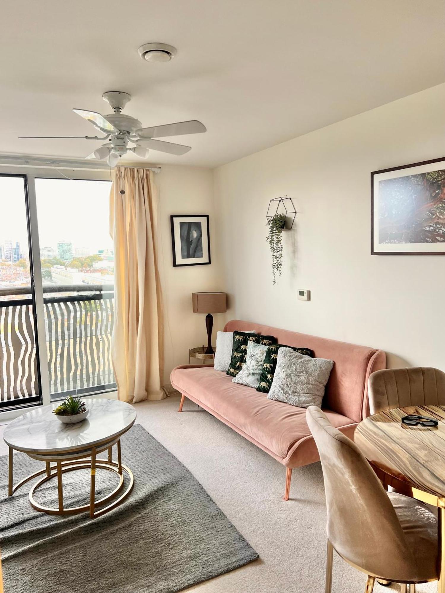 Central London Skyline View Highest Floor Service Apartment Exterior photo